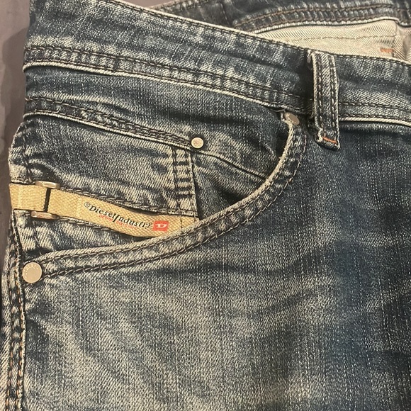 Diesel Jeans - Picture 3 of 7